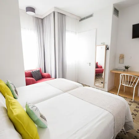 Catalina Hotel 3*