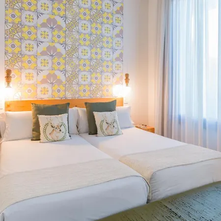 Hotel Catalina 3*