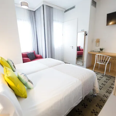 Catalina Hotel 3*